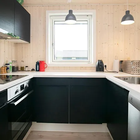 5 Person Holiday In Haarby Feriehus Brunshuse