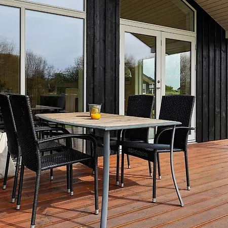5 Person Holiday In Haarby