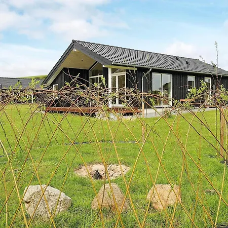 5 Person Holiday In Haarby Feriehus Brunshuse